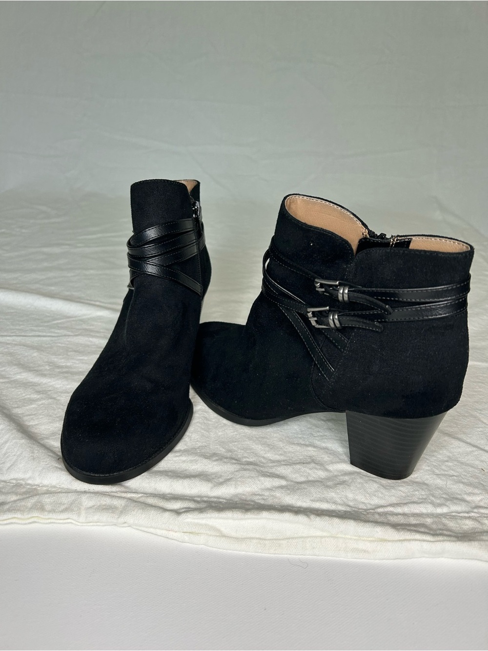 LifeStride Jezebel Black Faux Suede Strappy Buckle Ankle Boots Block Heel Bootie